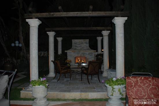   Column-01Limestone-Column-Vintage-Architectural-Stone-Decor-Archstone-Canada-Toronto-Ontario